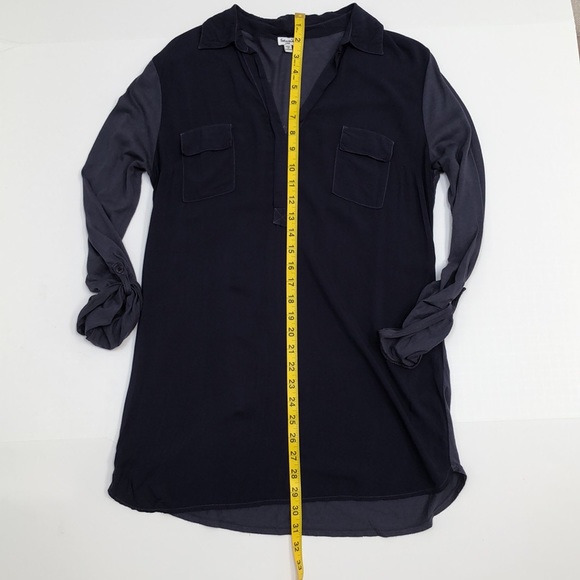 Splendid shirt - half button up with collar and two front pockets. Navy … - Picture 5 of 8